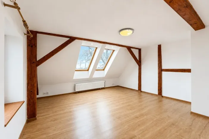 Prodej rodinného domu, Hora Svatého Šebestiána, 295 m2