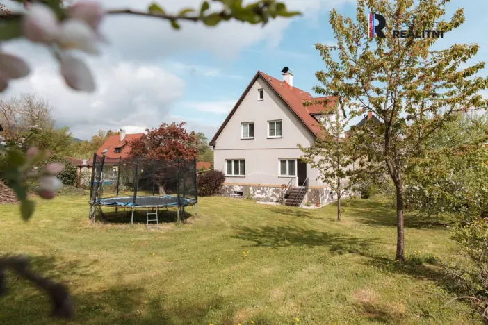 Prodej rodinného domu, Liberec - Liberec VIII-Dolní Hanychov, Bajkalská, 180 m2
