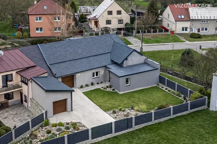 Prodej rodinného domu, Krčmaň, Náves, 250 m2