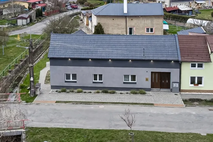 Prodej rodinného domu, Krčmaň, Náves, 250 m2