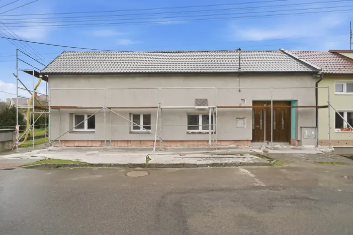 Prodej rodinného domu, Krčmaň, Náves, 250 m2