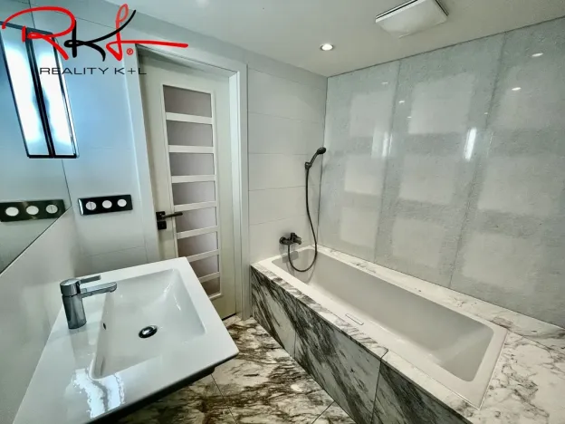 Pronájem bytu 6+kk a větší, Praha, Ovenecká, 265 m2