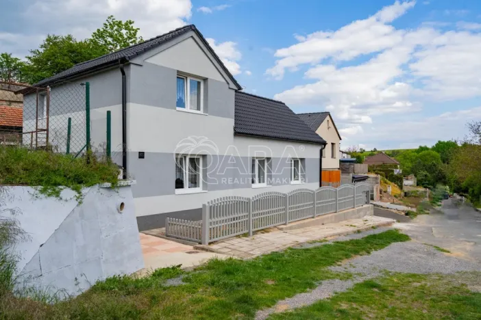 Prodej rodinného domu, Zvoleněves, 81 m2