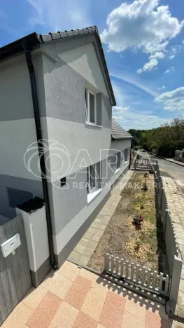 Prodej rodinného domu, Zvoleněves, 81 m2