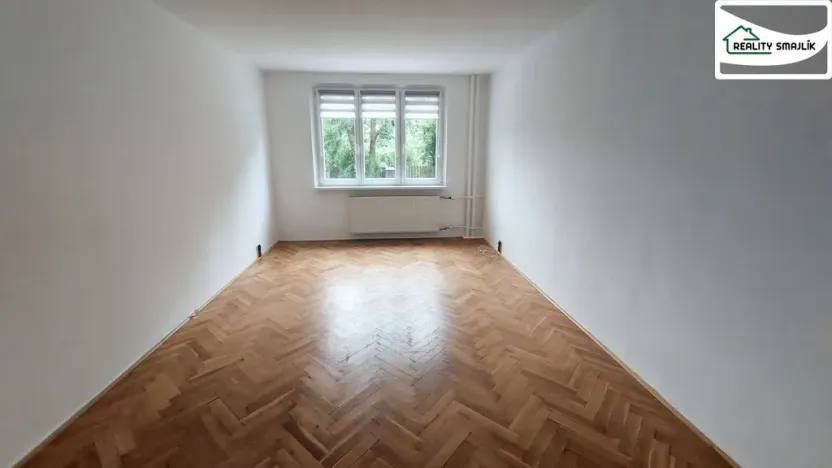 Pronájem bytu 1+1, Cheb, Šeříková, 40 m2