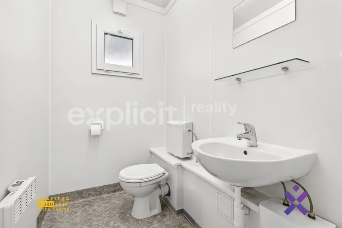 Prodej komerčního pozemku, Biskupice, 4600 m2