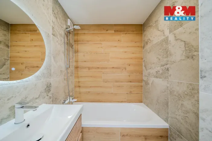 Prodej bytu 4+kk, Frýdek-Místek - Místek, 28. října, 76 m2