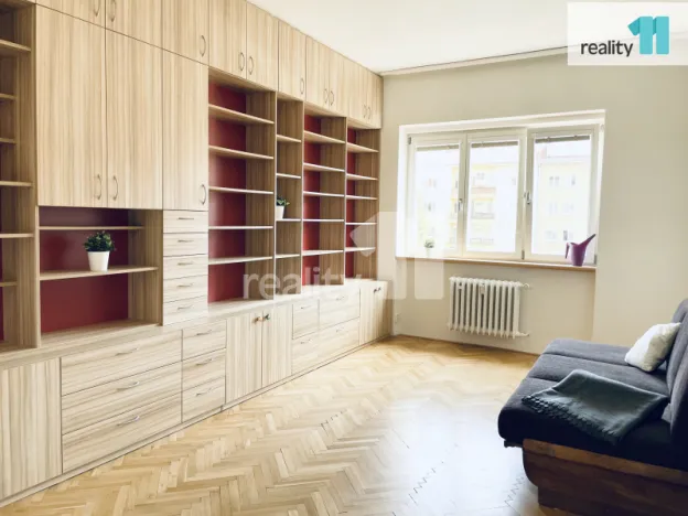 Pronájem bytu 3+1, Praha - Žižkov, Biskupcova, 93 m2