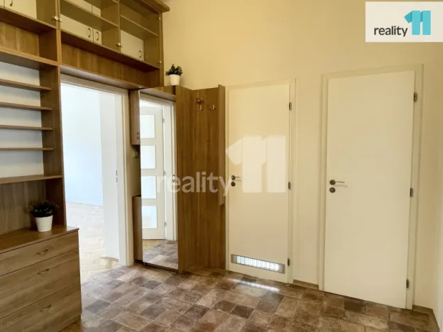 Pronájem bytu 3+1, Praha - Žižkov, Biskupcova, 93 m2