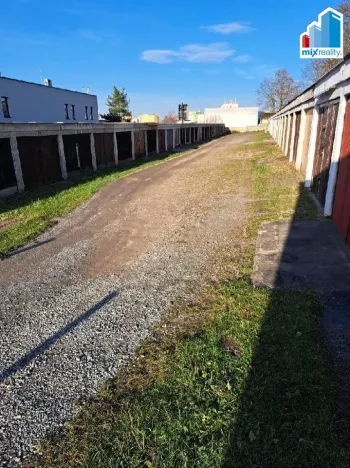 Pronájem garáže, Plzeň, Pod Švabinami, 17 m2