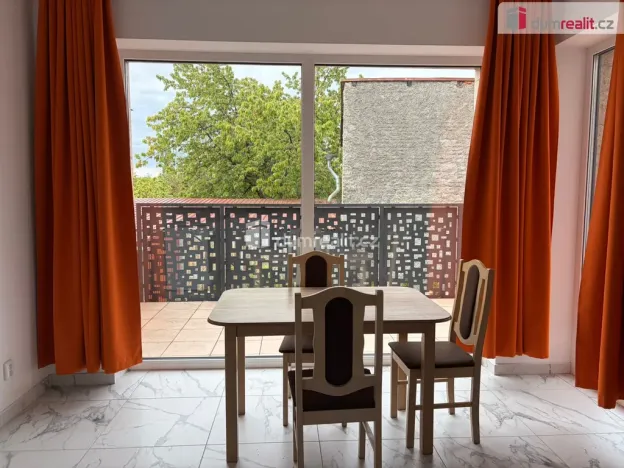 Pronájem rodinného domu, Velká Hleďsebe, U Moštárny, 160 m2