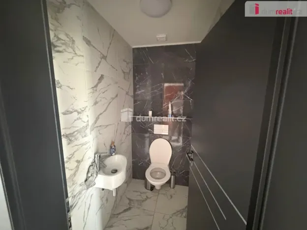 Pronájem rodinného domu, Velká Hleďsebe, U Moštárny, 160 m2
