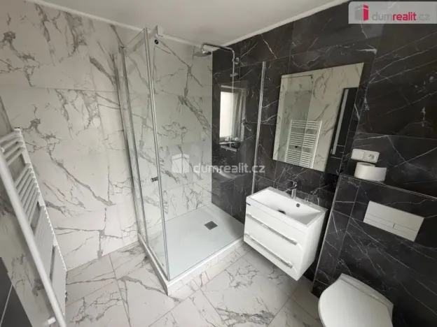 Pronájem rodinného domu, Velká Hleďsebe, U Moštárny, 160 m2