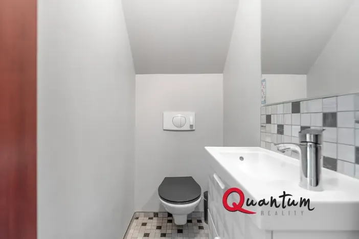 Prodej rodinného domu, Praha - Uhříněves, U Nadýmače, 279 m2