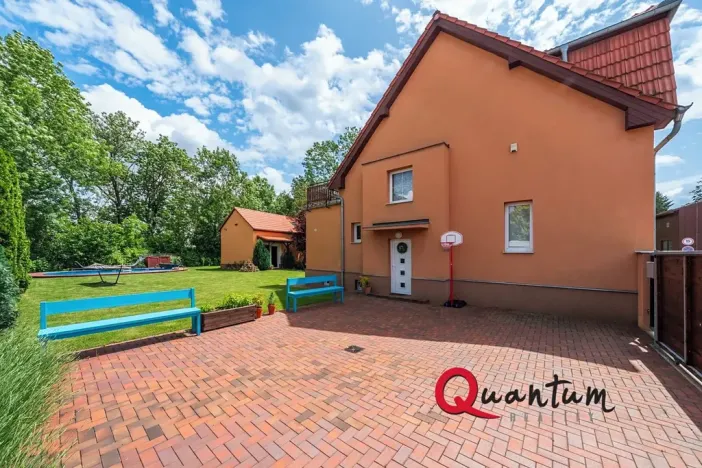 Prodej rodinného domu, Praha - Uhříněves, U Nadýmače, 279 m2