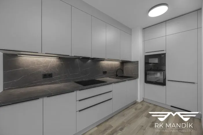 Pronájem bytu 2+kk, Praha - Vysočany, Gerstelova, 48 m2
