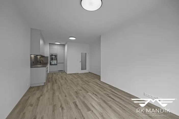 Pronájem bytu 2+kk, Praha - Vysočany, Gerstelova, 48 m2