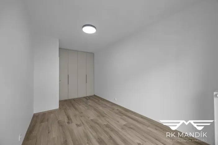 Pronájem bytu 2+kk, Praha - Vysočany, Gerstelova, 48 m2