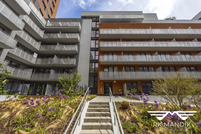 Pronájem bytu 2+kk, Praha - Vysočany, Gerstelova, 48 m2