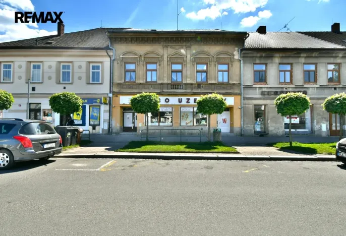 Pronájem obchodního prostoru, Třebechovice pod Orebem, Masarykovo náměstí, 126 m2