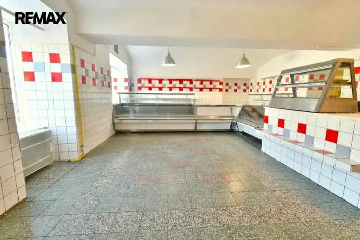 Pronájem obchodního prostoru, Třebechovice pod Orebem, Masarykovo náměstí, 126 m2