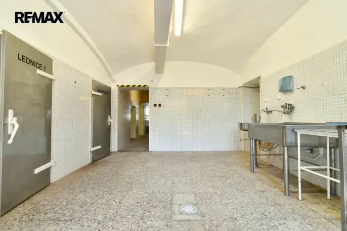 Pronájem obchodního prostoru, Třebechovice pod Orebem, Masarykovo náměstí, 126 m2