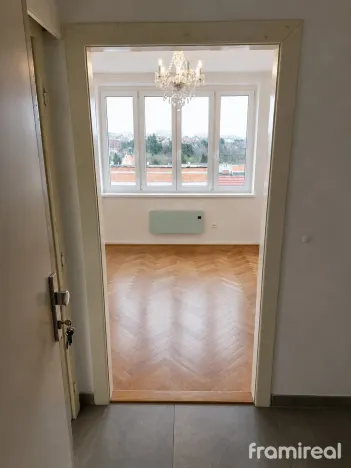 Pronájem bytu 1+kk, Brno, Palackého třída, 30 m2