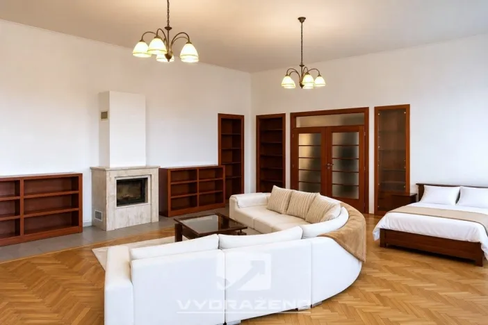 Prodej vícegeneračního domu, Dolní Kounice, 400 m2