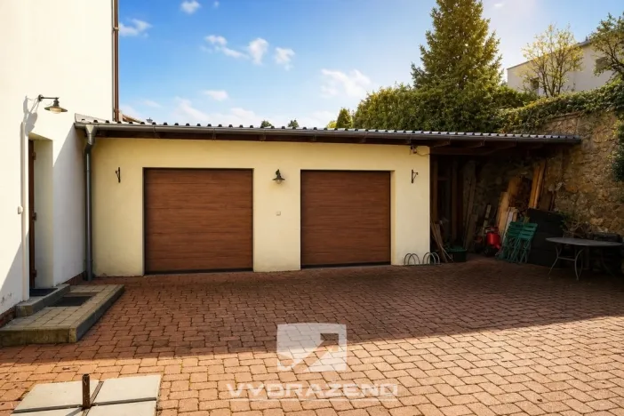 Prodej vícegeneračního domu, Dolní Kounice, 400 m2