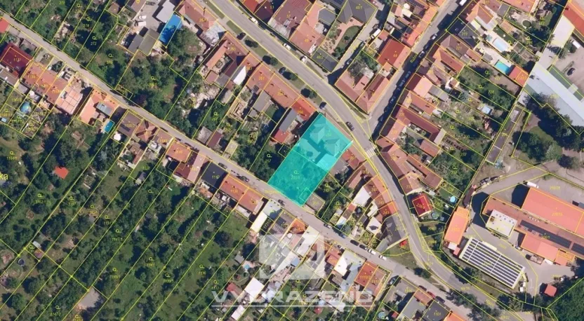 Prodej obchodního prostoru, Dolní Kounice, 400 m2