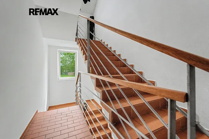 Prodej bytu 2+kk, Kamenice, Jednosměrná, 72 m2