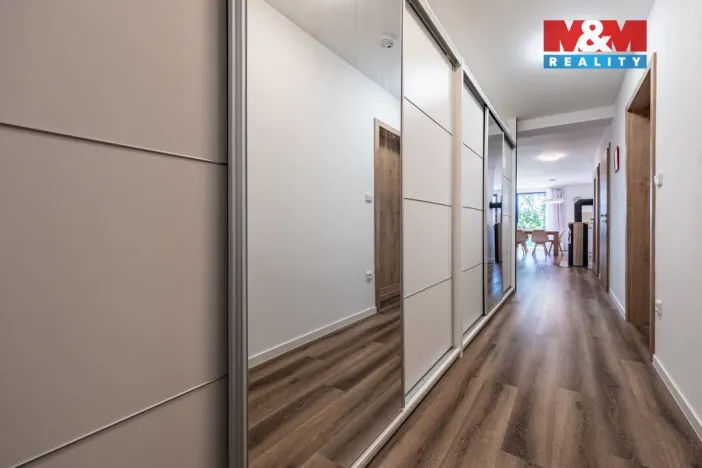 Prodej rodinného domu, Kamenice nad Lipou, Dobšova, 210 m2