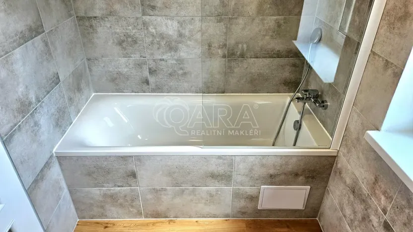 Pronájem bytu 2+1, Nižbor, Berounská, 58 m2