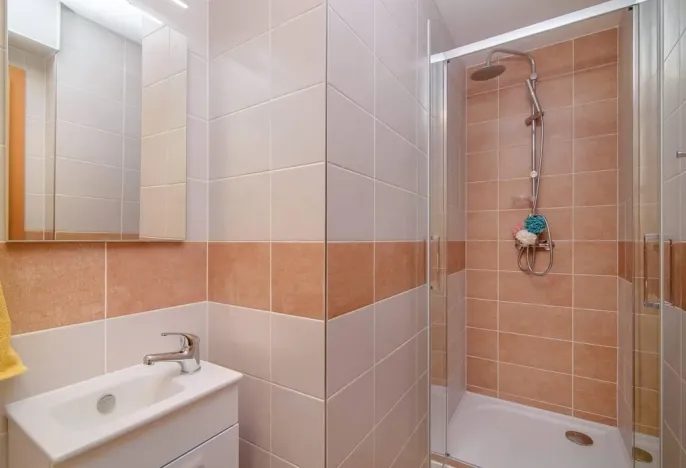 Pronájem bytu 2+kk, Praha - Karlín, Sokolovská, 50 m2