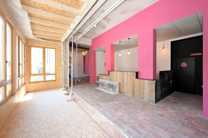 Pronájem restaurace, Hradec Králové, Pospíšilova, 159 m2