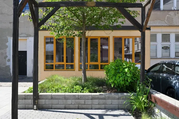 Pronájem restaurace, Hradec Králové, Pospíšilova, 159 m2