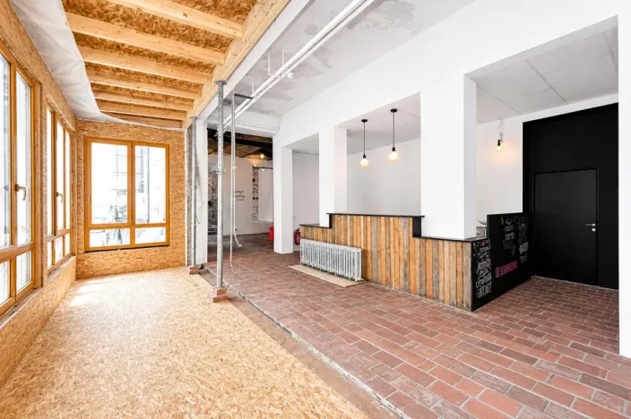 Pronájem restaurace, Hradec Králové, Pospíšilova, 159 m2