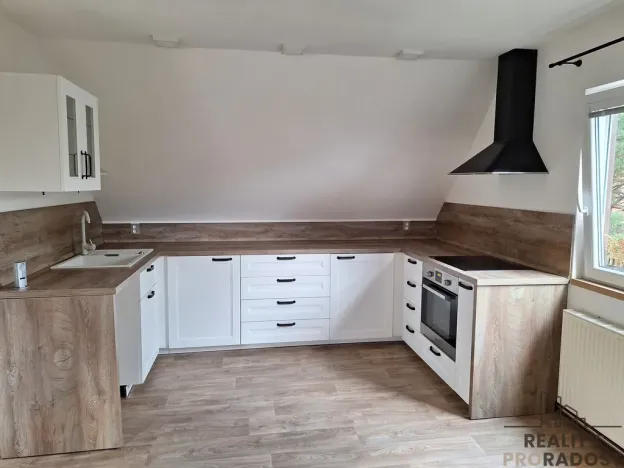 Pronájem bytu 3+kk, Děčín, Slovanská, 83 m2