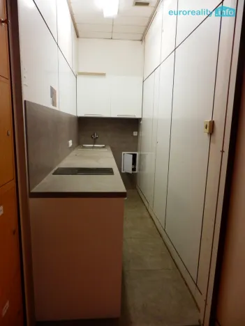 Pronájem obchodního prostoru, Praha - Stodůlky, Mukařovského, 735 m2