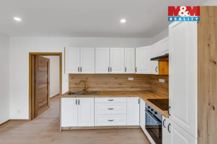 Prodej bytu 2+kk, Lochovice, 59 m2
