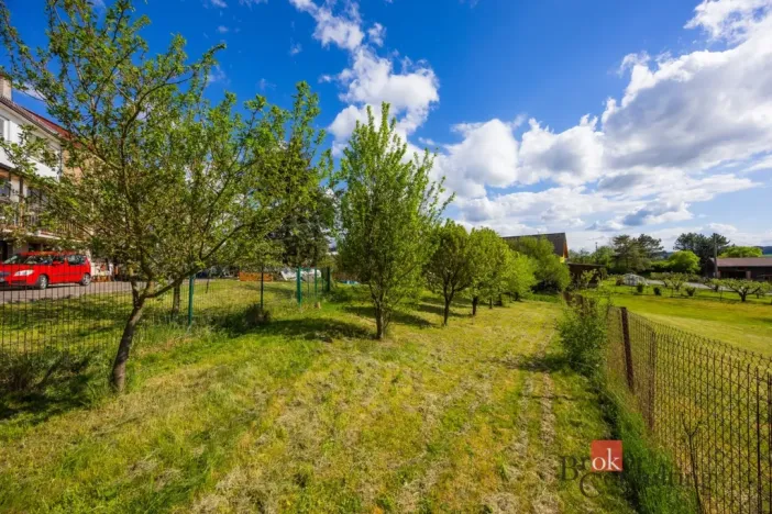 Prodej pozemku pro bydlení, Trnov, 1267 m2