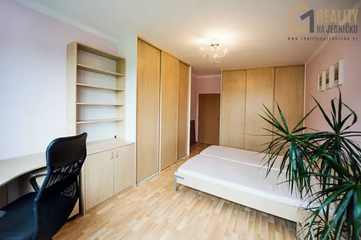 Prodej bytu 2+kk, Ústí nad Orlicí, Kladská, 65 m2