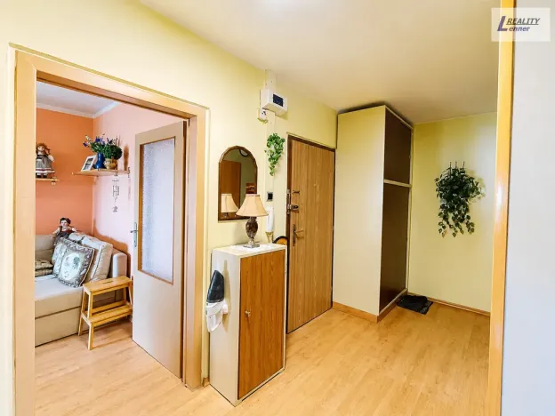 Prodej bytu 3+1, Praha - Kyje, Bajgarova, 64 m2
