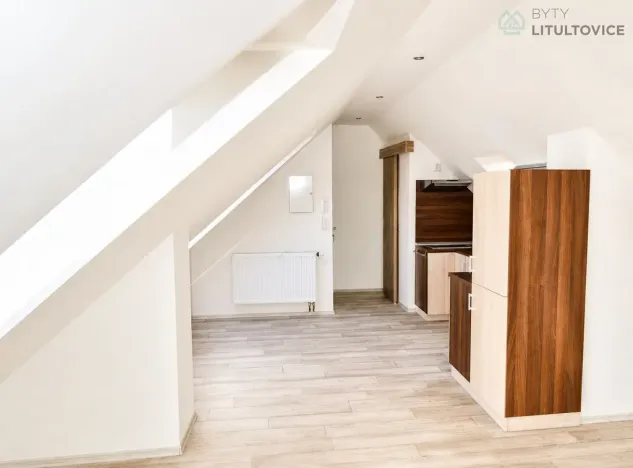 Pronájem bytu 1+kk, Opava - Jaktař, Kotršova, 37 m2