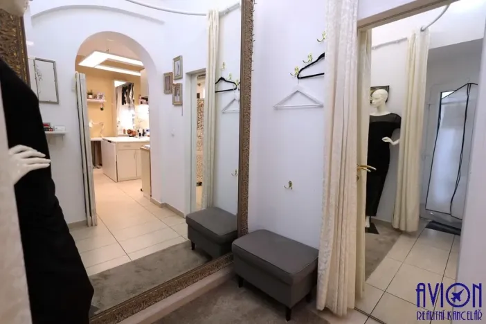 Pronájem obchodního prostoru, Praha - Karlín, Křižíkova, 22 m2