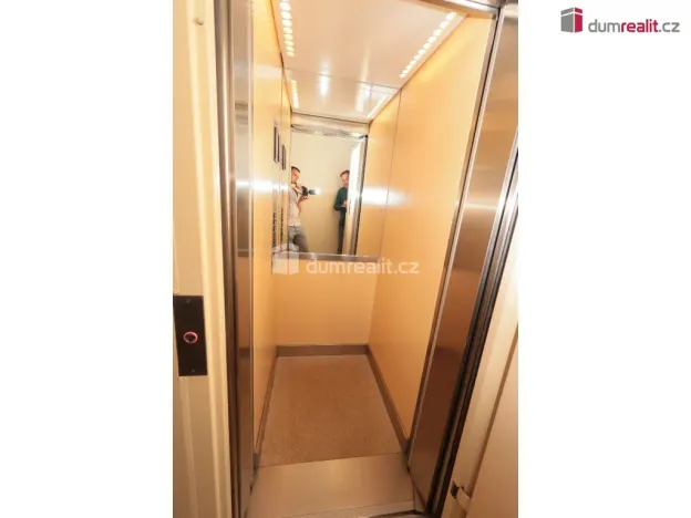 Prodej bytu 2+1, Praha - Hostivař, Hokejová, 66 m2