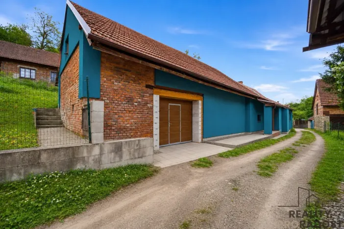 Prodej rodinného domu, Leština, 180 m2
