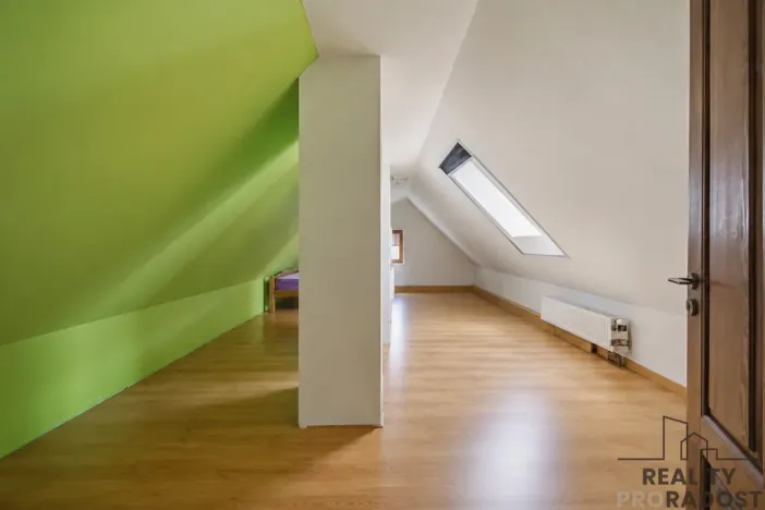 Prodej rodinného domu, Leština, 180 m2