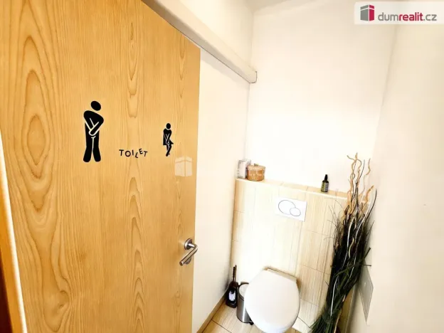 Pronájem bytu 2+kk, Praha - Hloubětín, V chaloupkách, 45 m2