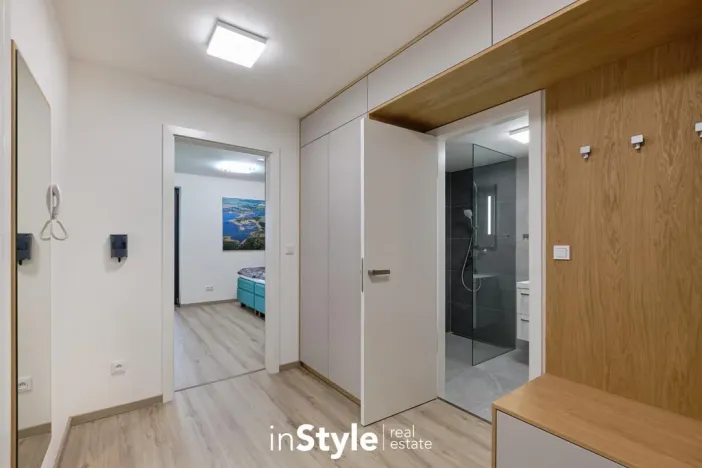 Prodej bytu 2+kk, Třeboň - Třeboň II, Jiřího Havlise, 57 m2